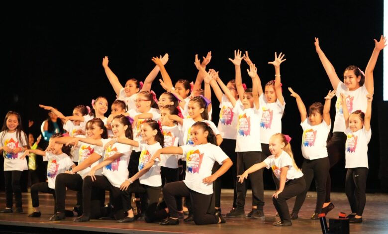 La Universidad Autónoma de Tamaulipas (UAT) conmemoró el Día Internacional de la Danza 2025.