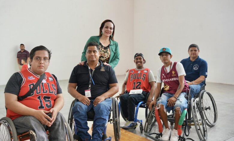 La presidenta municipal Carmen Lilia Canturosas Villarreal encabezó la entrega de tarjetas de la Beca Municipal “Juntos por el Talento Deportivo 2025”.