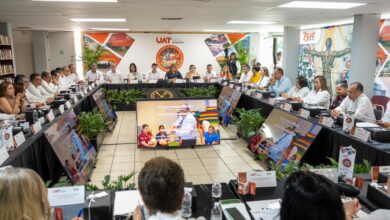 La creación de la Preparatoria de Nuevo Laredo, posibilita abrir más escuelas que permitirán sumar alrededor de cinco mil alumnos más en el bachillerato.