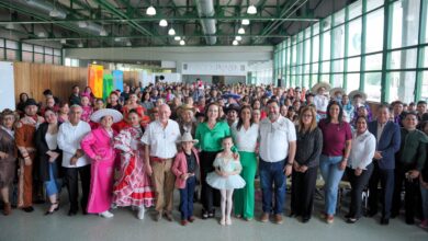El  programa que reconoce el esfuerzo, dedicación y creatividad de los artistas que han participado activamente en actividades de la Dirección de Arte y Cultura.