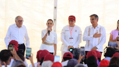 La Presidenta Claudia Sheinbaum Pardo encabezó una asamblea de Salud Casa por Casa, uno de los tres nuevos programas del Gobierno Federal.