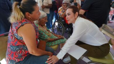 Carmen Lilia Canturosas Villarreal visitó la colonia Nueva Victoria con el programa “Presidencia Cerquita de Ti”.