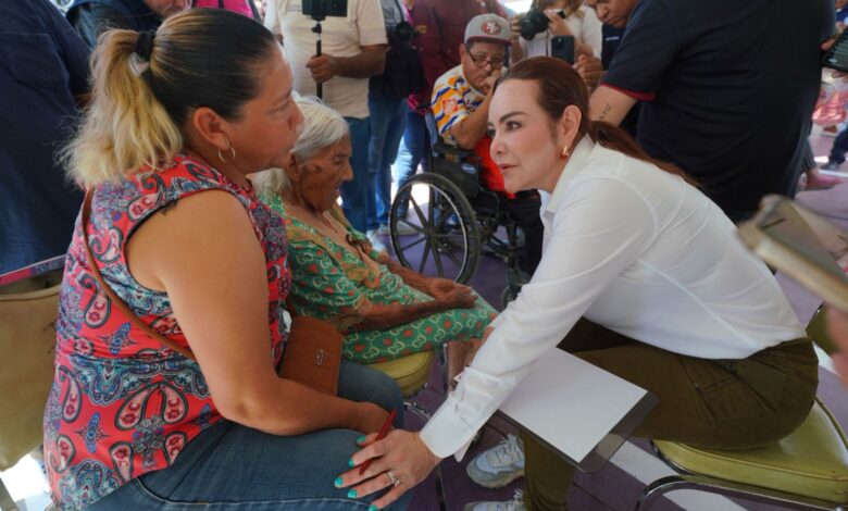 Carmen Lilia Canturosas Villarreal visitó la colonia Nueva Victoria con el programa “Presidencia Cerquita de Ti”.