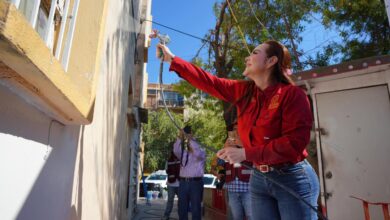 La alcaldesa encabezó el inicio simbólico del programa "Pinta tu fachada" en los edificios multifamiliares de la avenida Reforma.