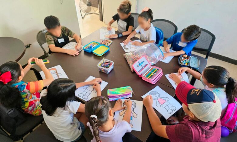 Cada actividad está pensada para contribuir al desarrollo de habilidades socioemocionales y promover valores como el respeto, la solidaridad y la responsabilidad.