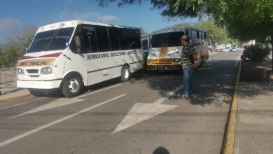 Para reducir los conflictos entre operadores y mejorar la seguridad vial, piden a microbuseros adoptar modelo de operación empresarial.