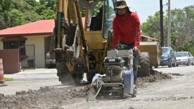 El Mante reparan calles