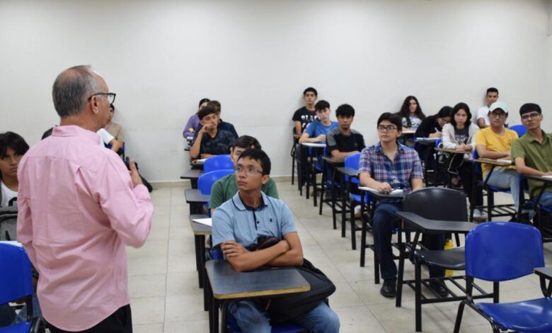 La Universidad Autónoma de Tamaulipas (UAT) inició este lunes 11 de agosto, el ciclo escolar Otoño 2025.
