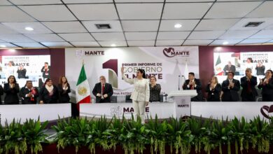 El Secretario de Finanzas, Jesús Lavín Verástegui, reconoció el trabajo de la alcaldesa de El Mante, Patricia Chío.