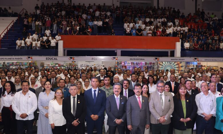 La Feria del Libro UAT 2025 permanecerá abierta al público hasta el 2 de noviembre, ofreciendo nueve días de actividades gratuitas con más de 20 conferencias.