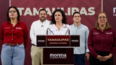 La dirigente nacional de Morena, Luisa María Alcalde Luján, también arremetió contra el ex gobernador Francisco García Caveza de Vaca a quien llamó cínico.