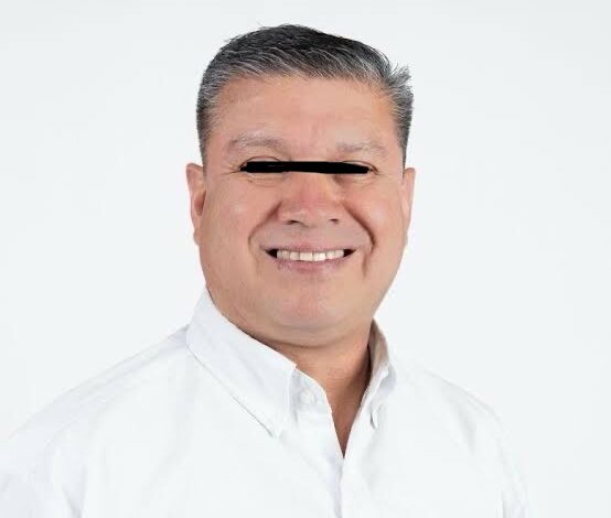 El ex Secretario de Bienestar Social (Sebien), Rómulo “G”, es acusado de uso indebido de atribuciones y facultades.