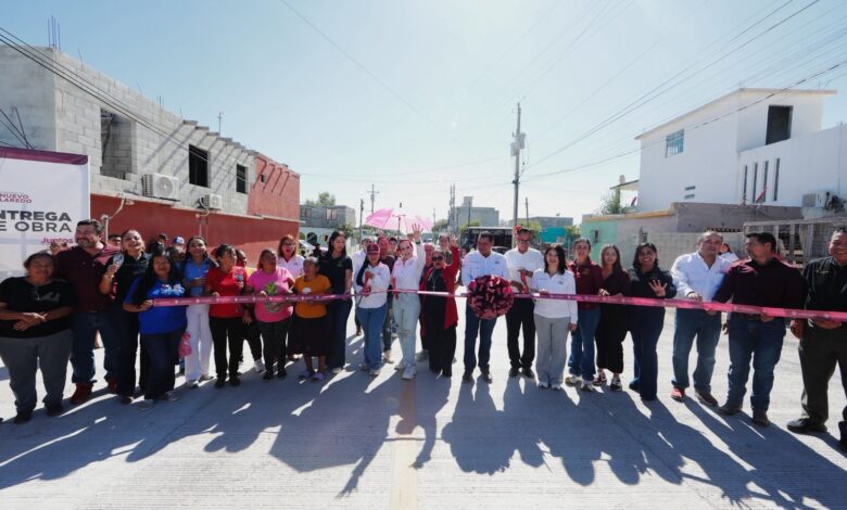 Carmen Lilia Canturosas Villarreal, entregó una serie de obras de repavimentación con concreto hidráulico en Los Olivos.