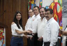 Más de 8,800 becas de Excelencia, Desempeño Académico e Itabec han sido entregados a jóvenes universitarios de la UAT.