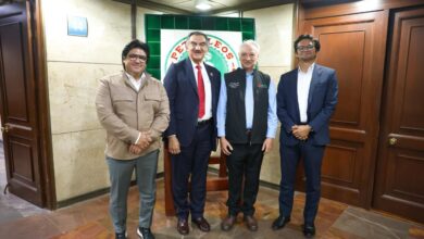 El Gobernador Américo Villarreal Anaya se reunió con el Director General de Petróleos Mexicanos, Víctor Rodríguez Padilla.