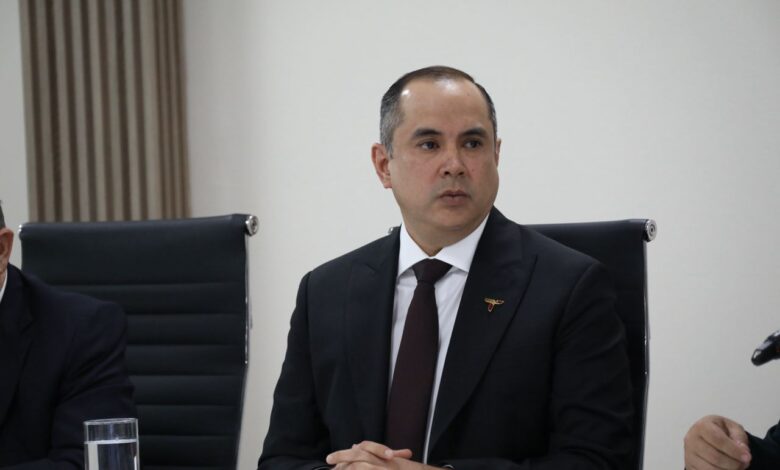 El Secretario de Finanzas, Carlos Irán Ramírez González, compareció ante diputados del Congreso del Estado.