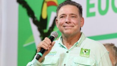 Eugenio Hernández Flores.