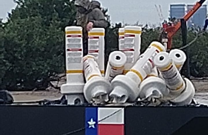 Dos embarcaciones estadunidenses colocaron boyas transfronterizas en la boca del río Bravo donde converge con el Golfo de México.