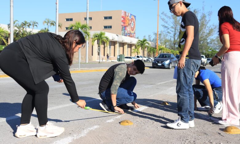 Los estudiantes desarrollaron propuestas innovadoras de cruces peatonales para mejorar la seguridad y la identidad visual dentro del campus universitario.