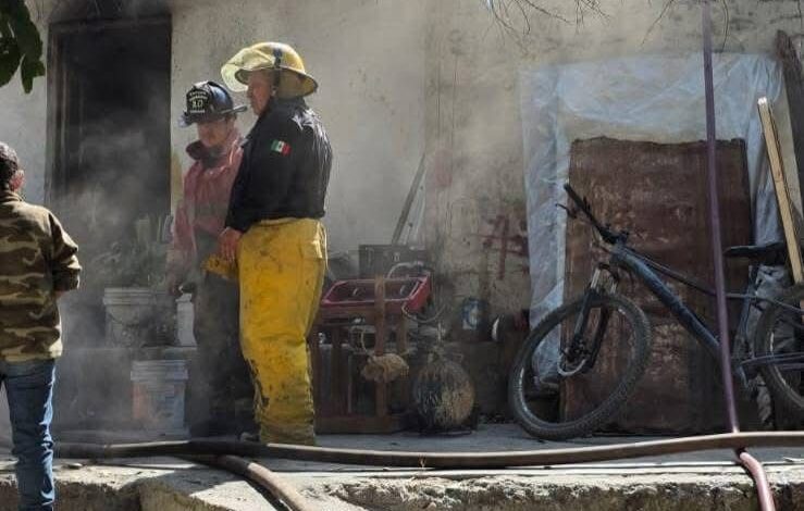 Incendio en casa habitación en la colonia Mariano Matamoros en Ciudad Victoria
