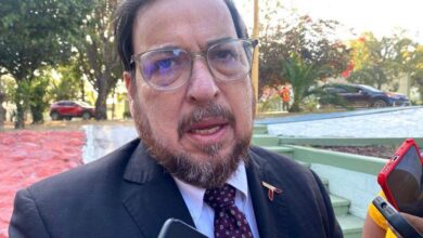 Miguel Ángel Valdez García, Secretario de Educación, informó que con la entrega de plazas de fortalece la cobertura educativa.
