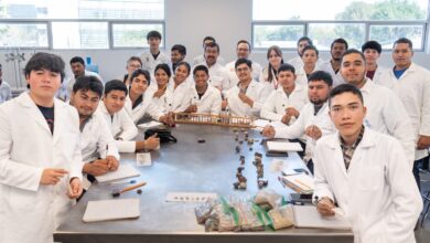 Dámaso Anaya Alvarado, visitó este martes la Facultad de Ingeniería y Ciencias (FIC) del Campus Victoria.