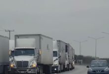 Las fallas en el sistema provocaron filas kilométricas en las aduanas de Nuevo Laredo y Reynosa.