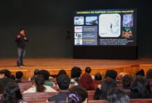 César Norberto Cedillo Leal, presidente nacional del Comité de Interacción Humano–Cocodrilo de México (Grupo SOS Cocodrilo), dictó la conferencia a estudiantes de comunicación y psicología.