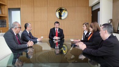 El Rector de la UAT otorga nombramientos a su gabinete.