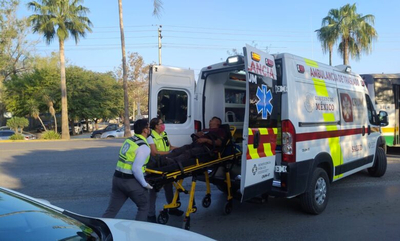 Ciclista es hospitalizado tras accidente en Ciudad Victoria.