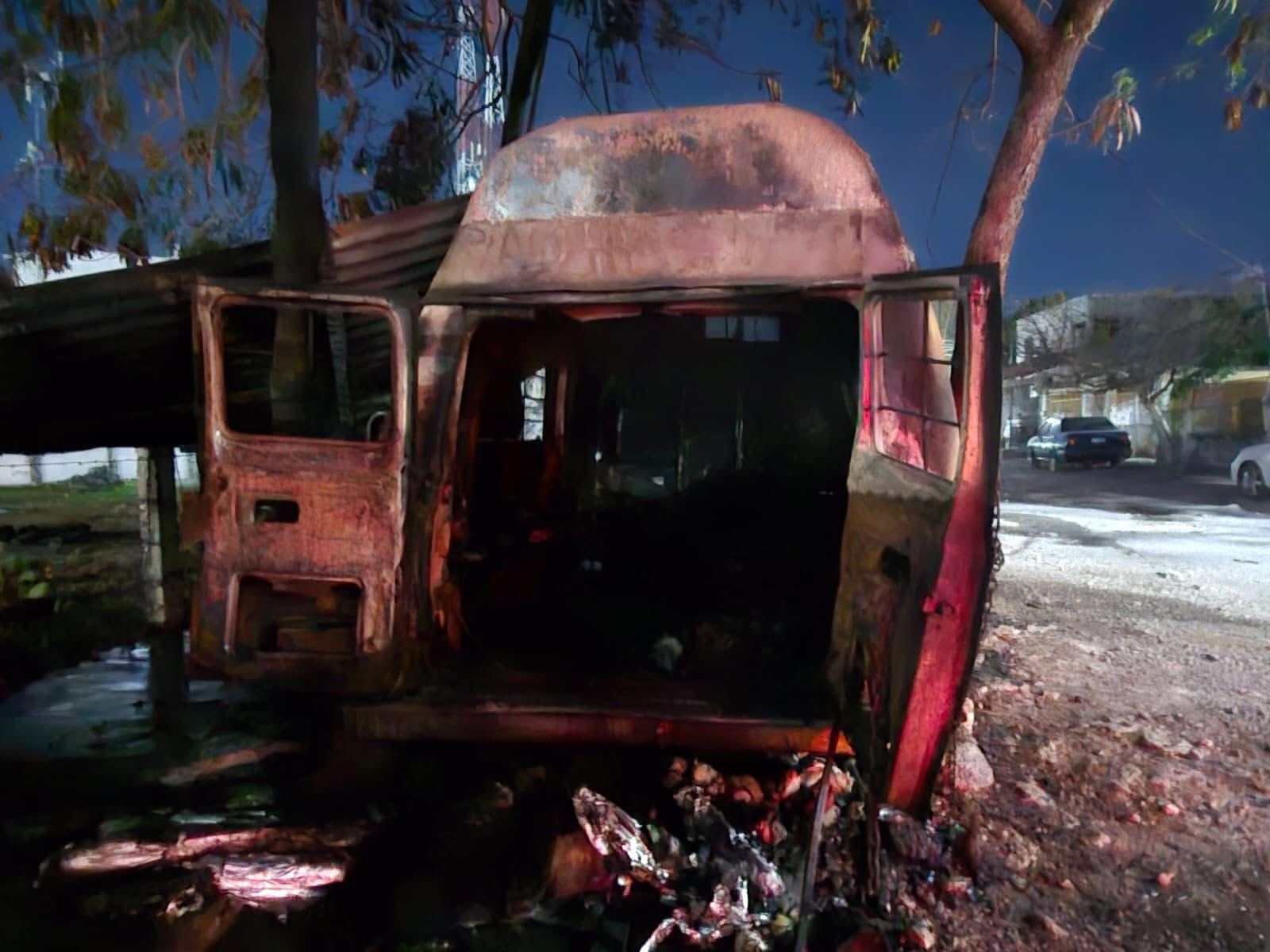 incendio de vehículo en pedro sosa