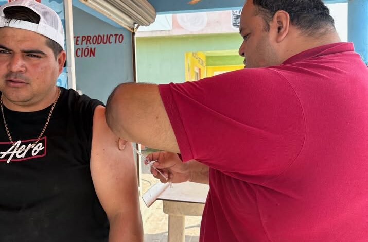 Vacunan contra el sarampión en La Pesca