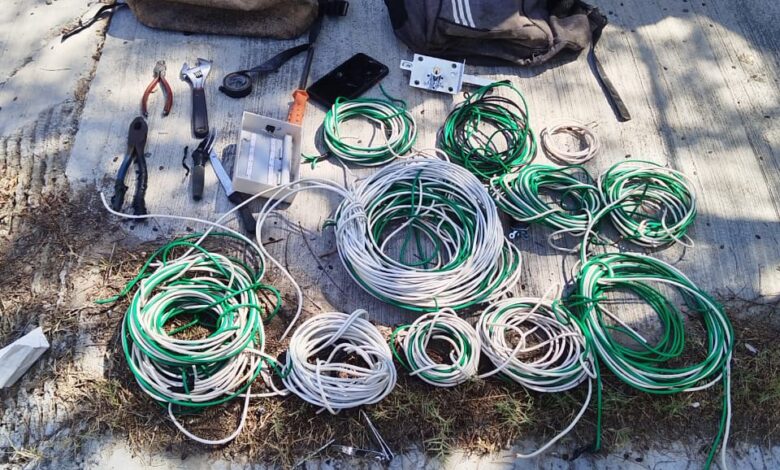 Guardia Estatal detiene 2 hombres en pleno robo de vivienda