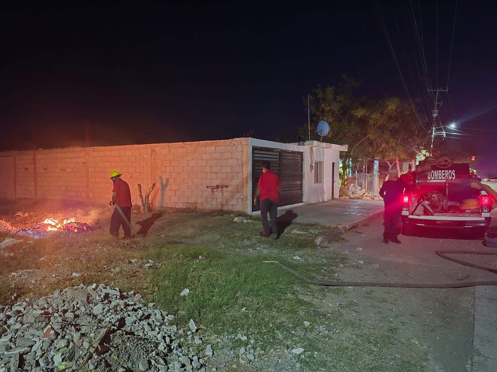 Bomberos atienden incendios de basura en Ciudad Victoria