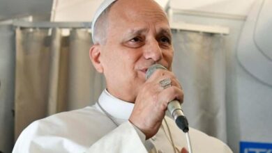 Papa responde a críticas y Trump intensifica el conflicto en Irán