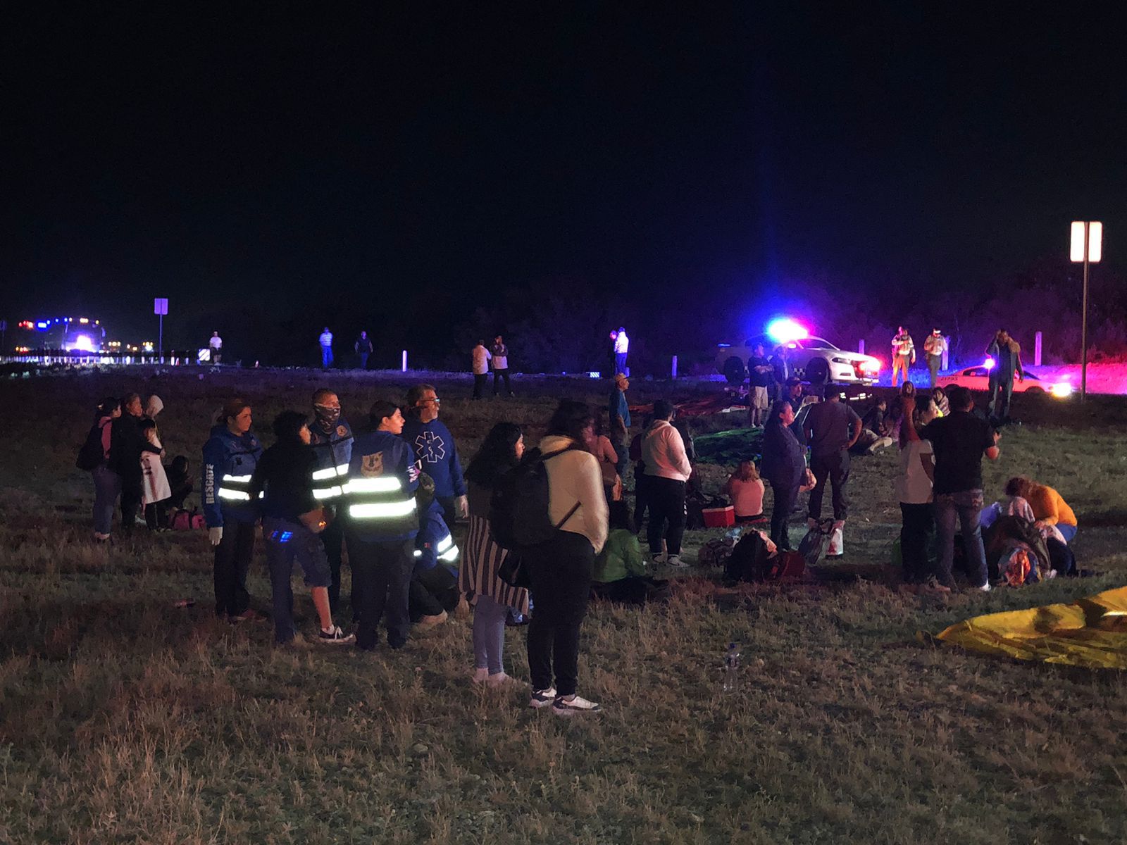 2 personas sin vida y 15 lesionadas por accidente en carretera