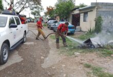 Bomberos atienden incendio en basurero clandestino en colonia Vamos Tamaulipas