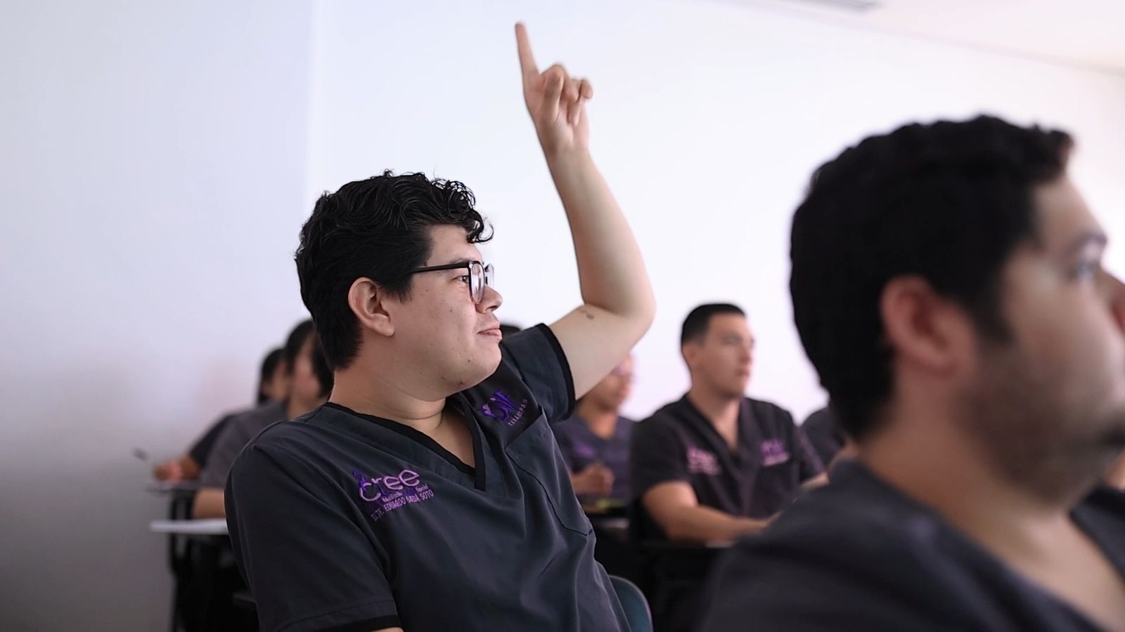 Inicia CREE entrega de fichas para examen de admisión de la Licenciatura en Terapia Física