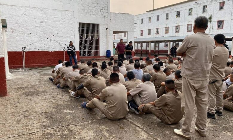 Llevan a cabo operativo de revisión en Cedes de Cd Victoria