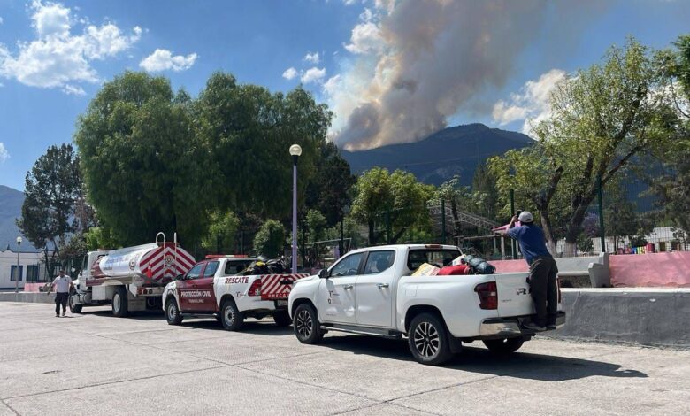 Continúan atendiendo incendio forestal en Joya de Zavala