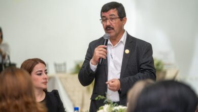 festejan a maestros de la UAT