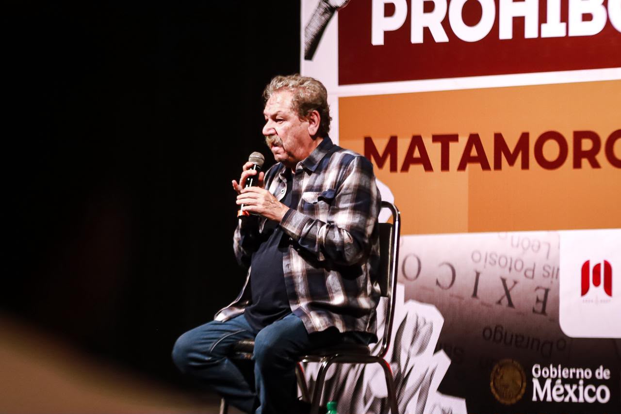 Jóvenes de Tamaulipas participan en encuentro “Prohibido Rendirse” junto a Paco Ignacio Taibo II