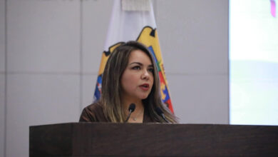 Diputada Elvia Eguía presenta propuesta para condonar adeudos antiguos de usuarios de Comapa en Tamaulipas.