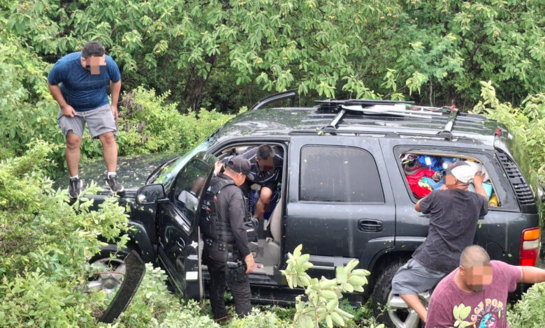Una familia resultó ilesa en una volcadura en Lllera