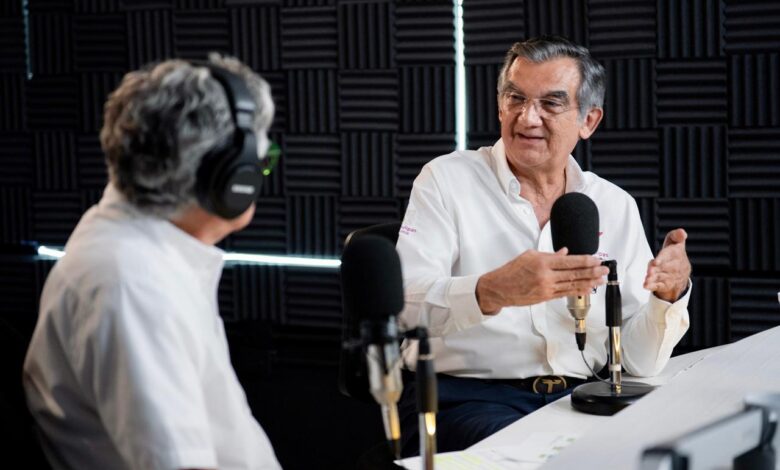 El gobernador Américo Villarreal informó que Tamaulipas recibirá más de 4 mil 200 millones de pesos para tecnificar los distritos de riego 025 y 026. Además, aseguró que las presas garantizan el abasto de agua.