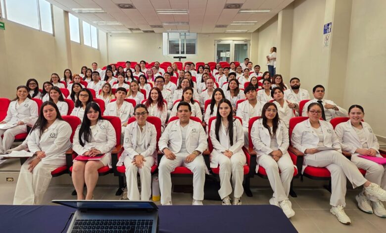 276 egresados de Medicina de la UAT, obtuvieron. una plaza de Internado Médico de Pregrado.