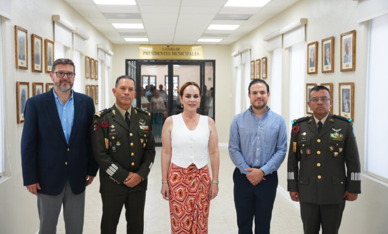 Carmen Lilia Canturosas honra la historia de Nuevo Laredo