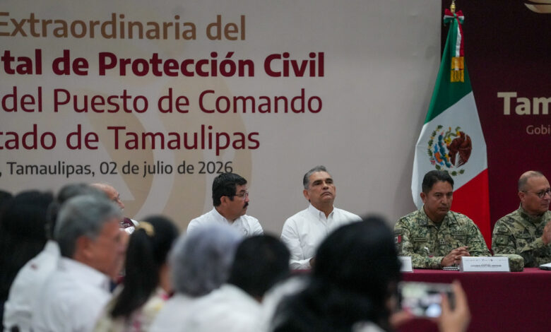 El rector Dámaso Anaya Alvarado, participó en la reunión del consejo de protección civil