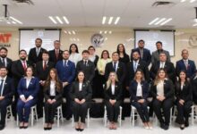 En la Unidad Académica Multidisciplinaria Río Bravo (UAMRB), se graduó a la primera generación de la Maestría en Negocios Internacionales.