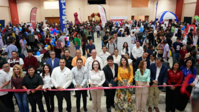 Más de 700 vacantes de 80 empresas fueron ofertadas a jóvenes durante la Feria de Empleo para las Juventudes Nuevo Laredo 2026.